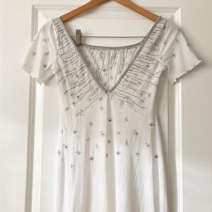 Gorgeous semi sheer long white nightgown. Lovely embroidery. No tag, fits like S